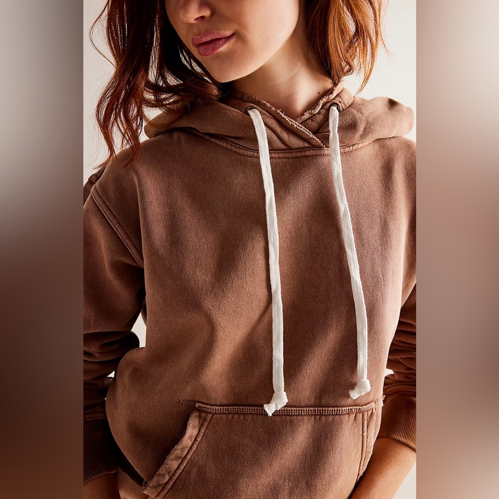 ✨STAPLE PIECE ✨ FP Zuma Hooded Sweatshirt